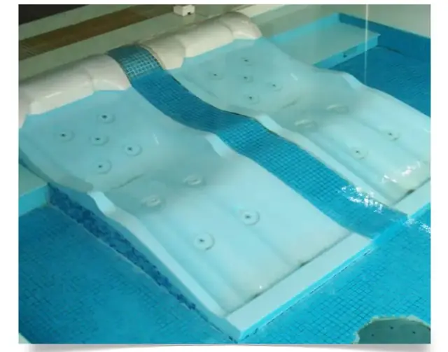 Hydromassage beds with integrated jets and mosaic finish