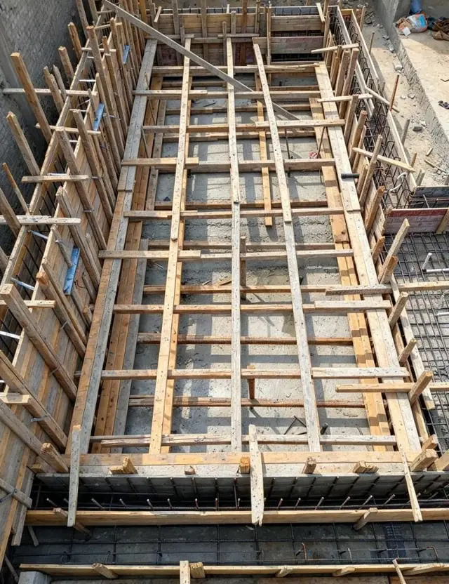 Formwork and reinforcement before casting