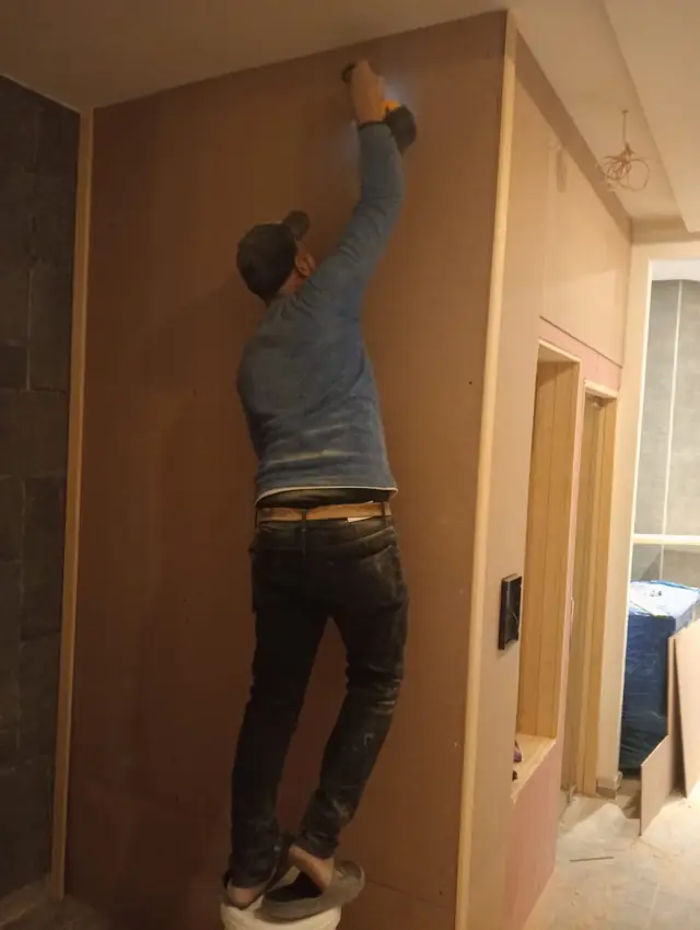 On-site installation of sauna panels